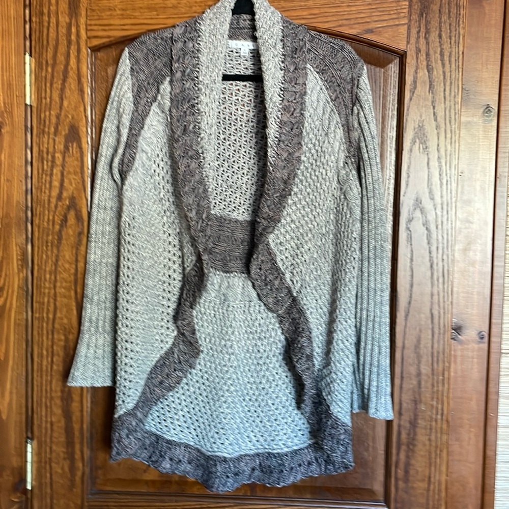 Cabi size M cardigan. Grey/black/pinkish brown. Beautiful sweater worn 3x.